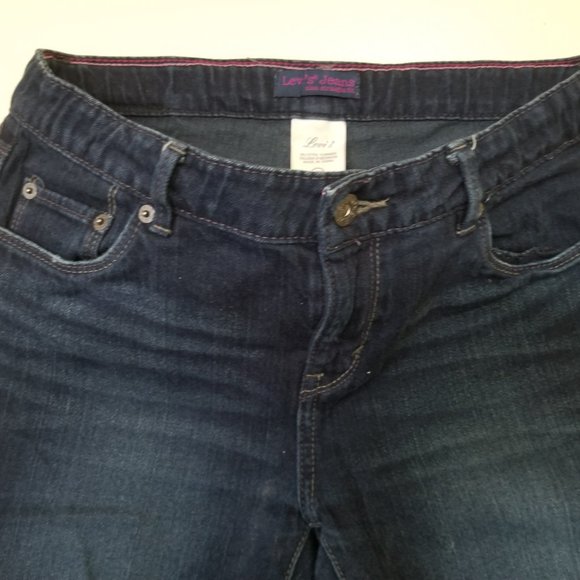 Levi`s - Picture 2 of 3